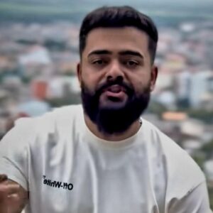 دانلود آهنگ علیراد مهمی برات که با کی می‌خورم برد